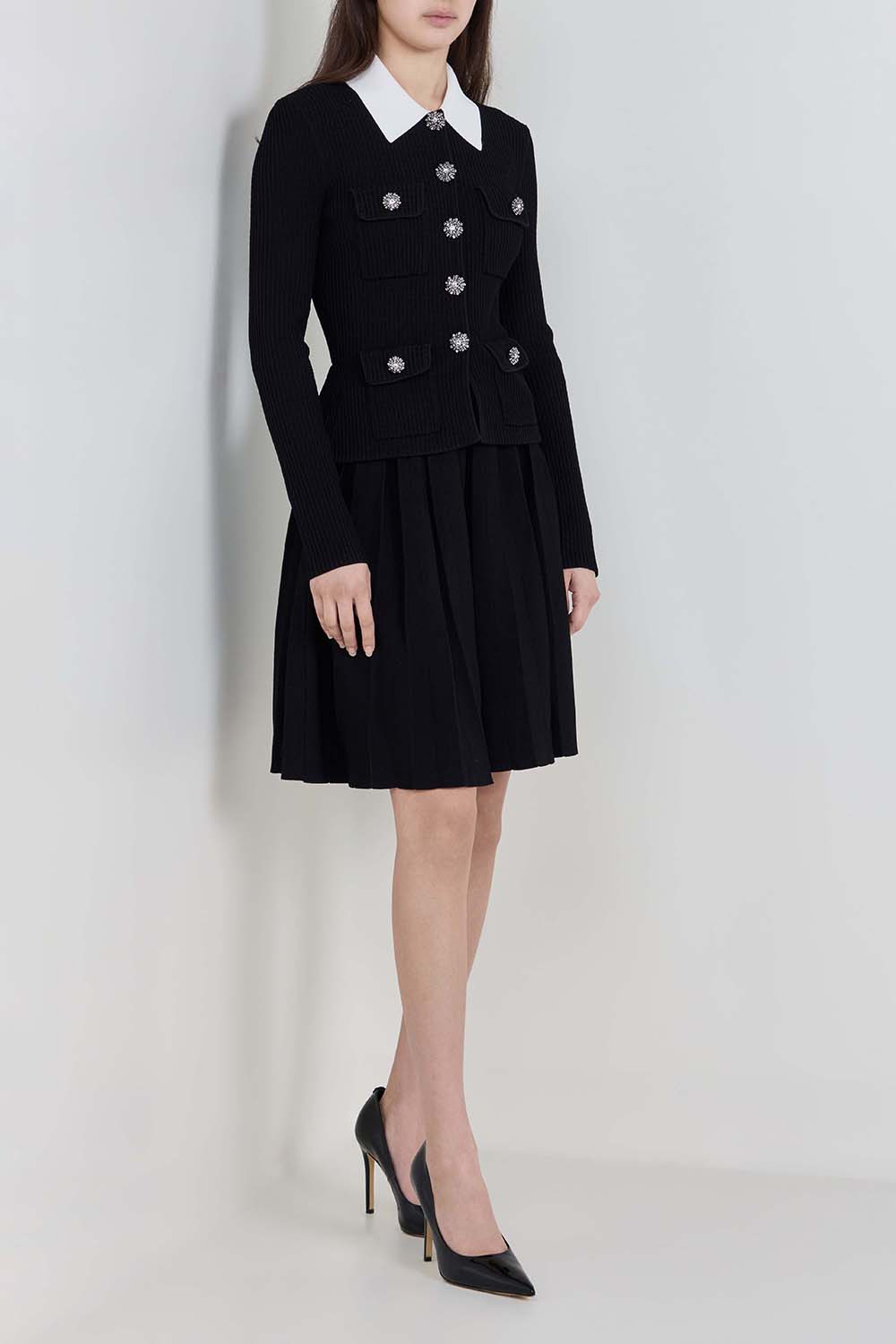 תמונת כל הלוק של שמלת מיני